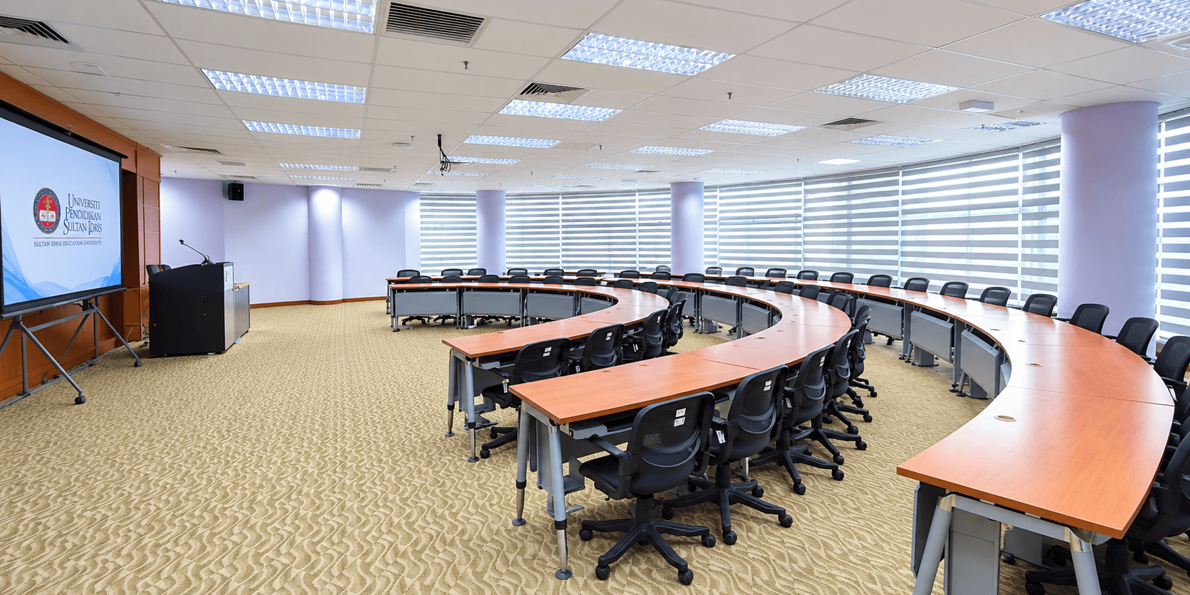 mega-laboratory-room-e-learning